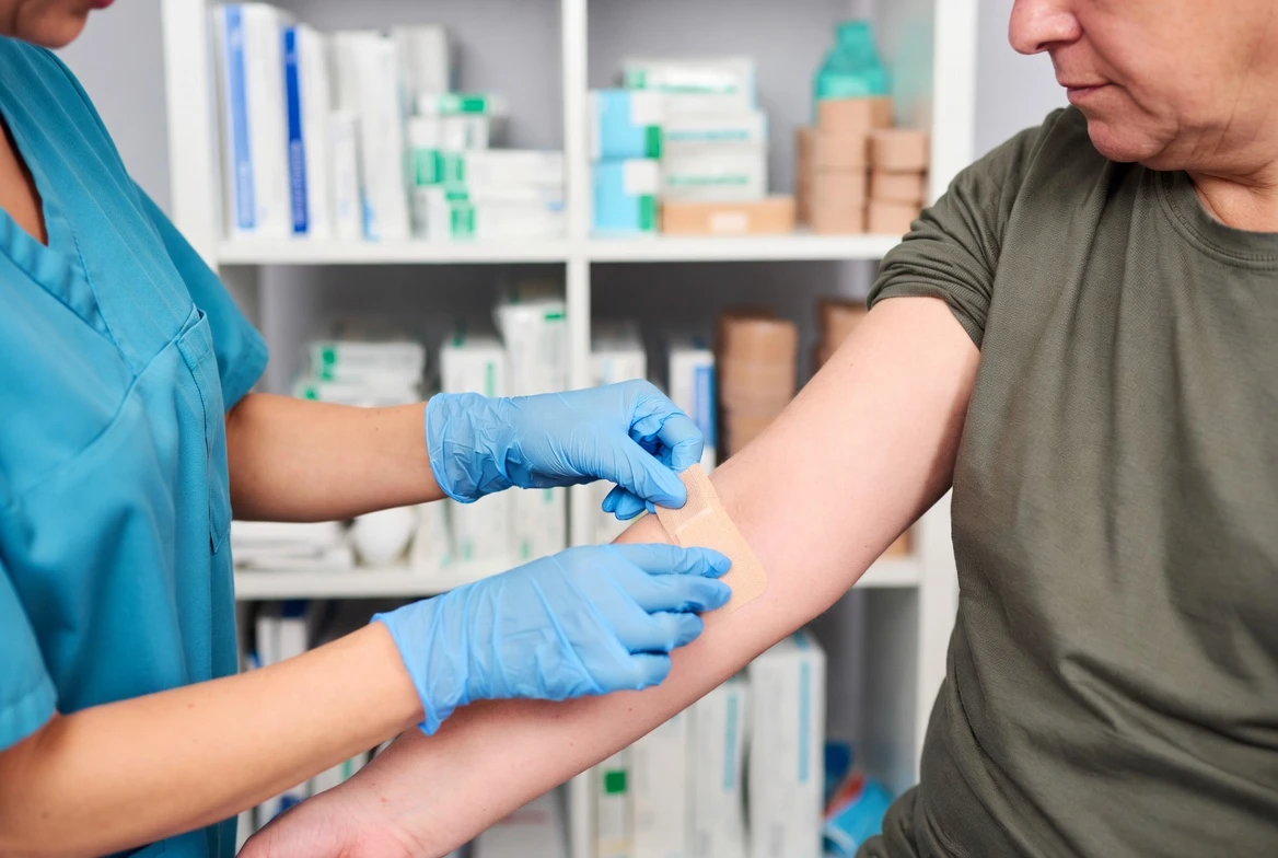 Sterile vs Non-Sterile Bandages